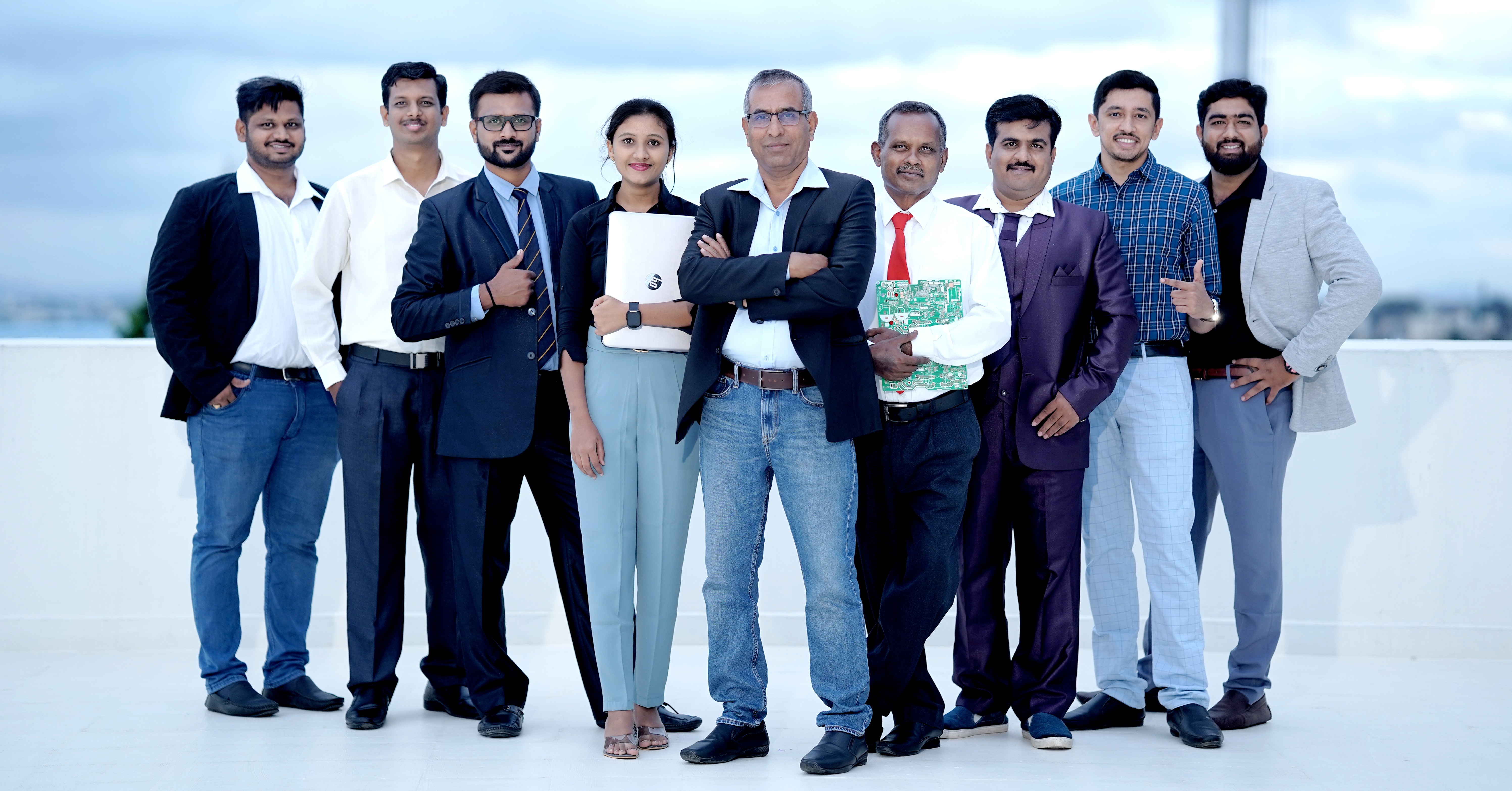 WEdirekt India Team Indische Würth Elektronik Mitarbeiter